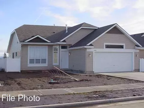 1703 W Tree Ln, Spokane, WA 99208 photo 1