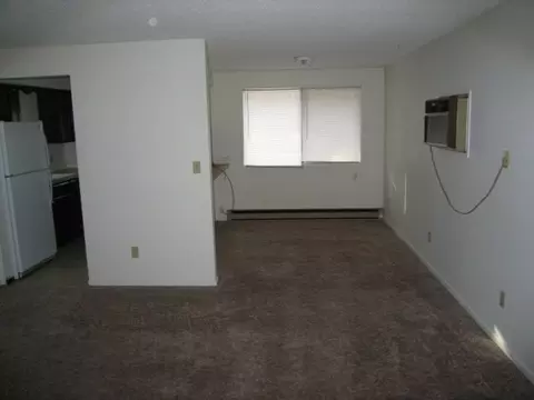 409 E Crown Ave, Spokane, WA 99207 photo 3