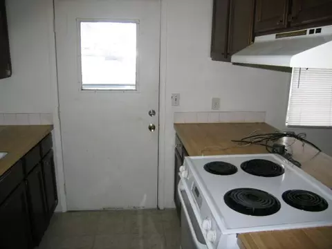 409 E Crown Ave, Spokane, WA 99207 photo 8