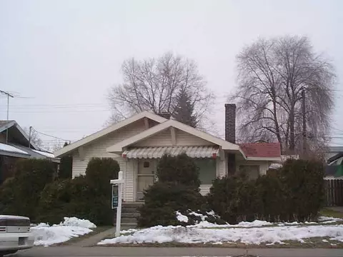 933 E Illinois Ave, Spokane, WA 99207 photo 1