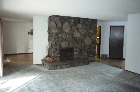 619 E Roundtable Cir, Spokane, WA 99218 photo 4