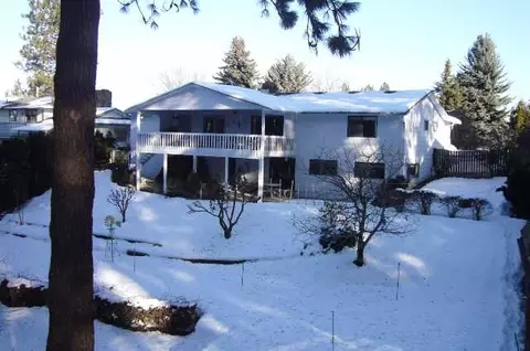 619 E Roundtable Cir, Spokane, WA 99218 photo 9