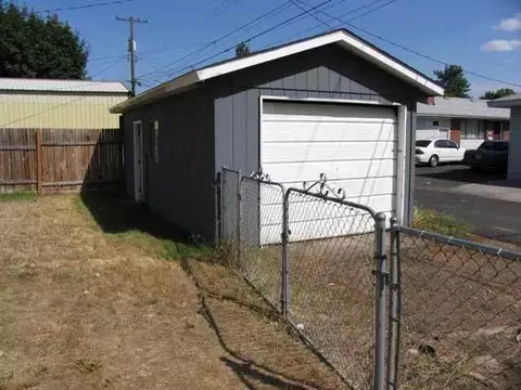 324 E Olympic Ave, Spokane, WA 99207 photo 8