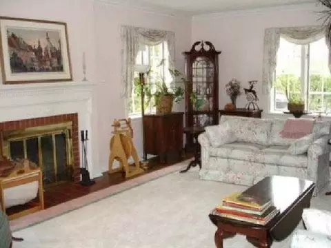 703 E Plateau Rd, Spokane, WA 99203 photo 2