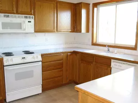 2902 W Strong Rd, Spokane, WA 99208 photo 3