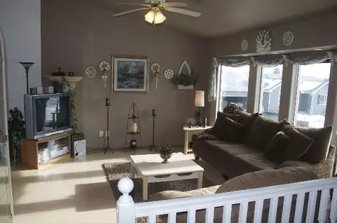 515 E Pine Needle Ave, Colbert, WA 99005 photo 2