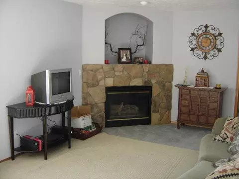 12824 E 36th Ave, Spokane Valley, WA 99206 photo 2