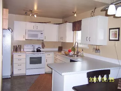 4048 E 6th Ave, Spokane, WA 99202 photo 9