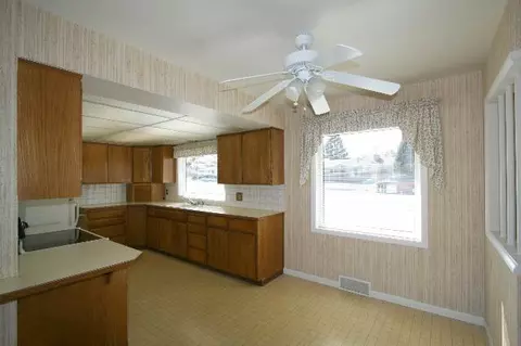 12717 E 10th Ave, Spokane, WA 99216 photo 5