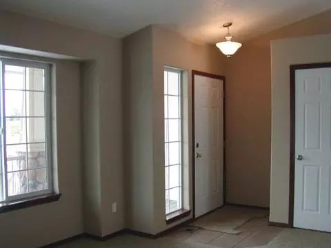22 E Sapphire, Spokane, WA 99218 photo 2
