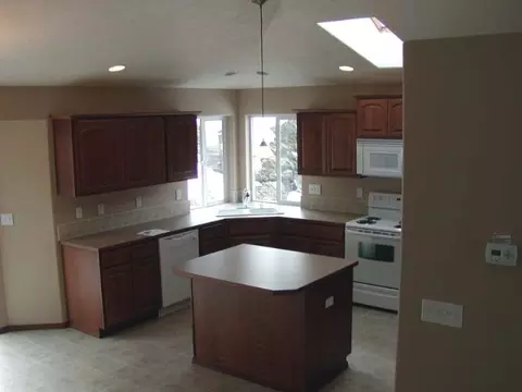 22 E Sapphire, Spokane, WA 99218 photo 5
