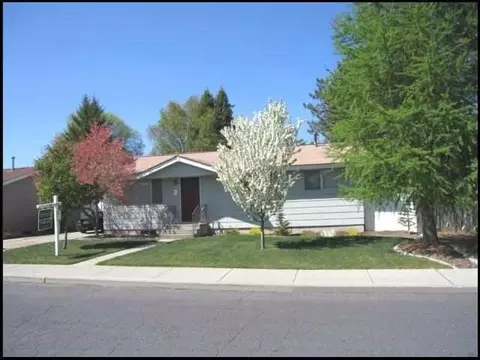 423 E Weile Ave, Spokane, WA 99208 photo 1