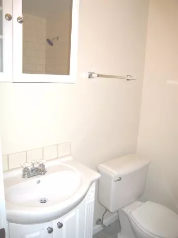423 E Weile Ave, Spokane, WA 99208 photo 5