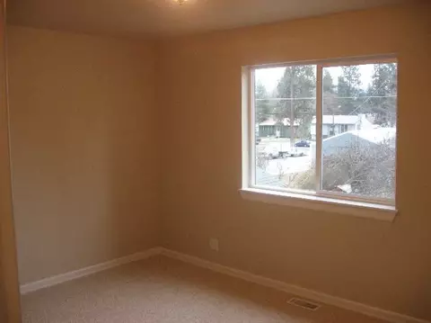 3724 E 33rd Ave, Spokane, WA 99203 photo 7
