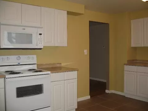 617 E Joseph Ave, Spokane, WA 99208 photo 2