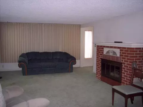 8415 E Upriver Dr, Spokane, WA 99212 photo 4
