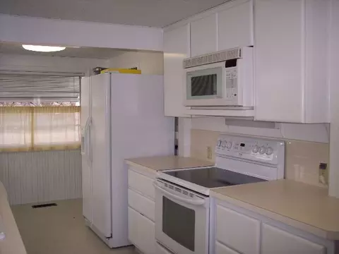 8415 E Upriver Dr, Spokane, WA 99212 photo 2