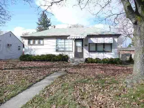 911 E Rowan Ave, Spokane, WA 99207 photo 1