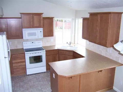 1703 E Devoe, Spokane, WA 99217 photo 3