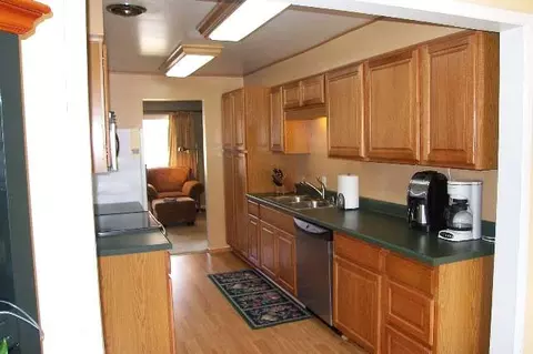 1414 E 39th Ave, Spokane, WA 99203 photo 3
