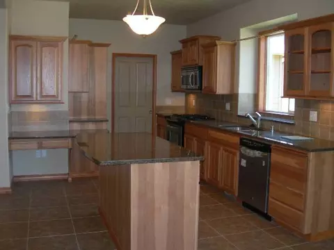 514 E Golden Eagle Ln, Colbert, WA 99005 photo 2