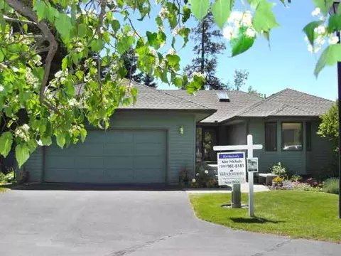 710 E High Dr, Spokane, WA 99203 photo 1