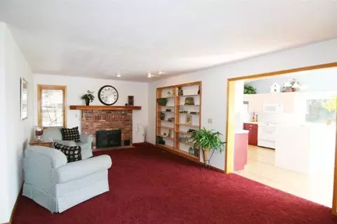 710 E High Dr, Spokane, WA 99203 photo 2