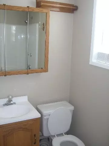 1648 E Longfellow, Spokane, WA 99207 photo 4