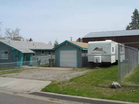 10504 E 8th, Spokane Valley, WA 99206 photo 8