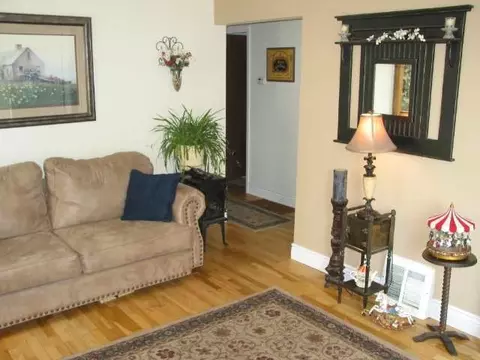 2127 E Longfellow Ave, Spokane, WA 99207 photo 2