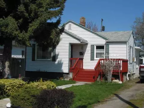 2127 E Longfellow Ave, Spokane, WA 99207 photo 1