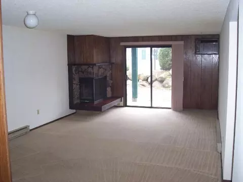 2121 E Upriver Dr #26, Spokane, WA 99207 photo 2