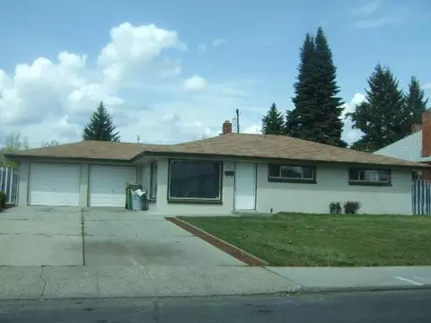 2417 E Hoffman Ave, Spokane, WA 99207 photo 1