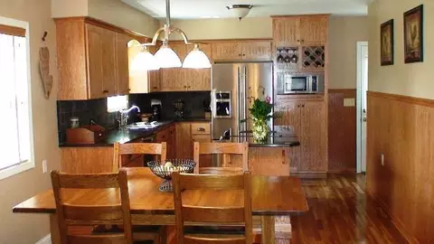 1024 E 32nd Ave, Spokane, WA 99203 photo 2
