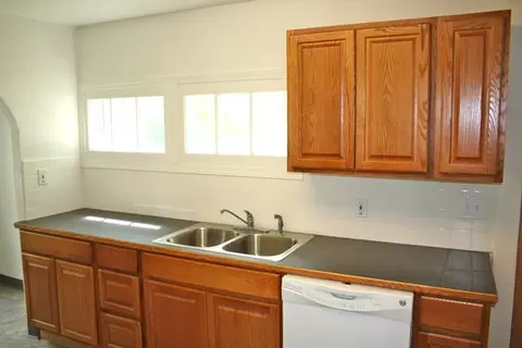 534 Everett Ave, Spokane, WA 99207 photo 4