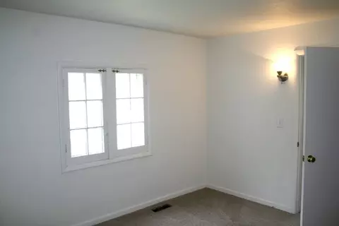 534 Everett Ave, Spokane, WA 99207 photo 3