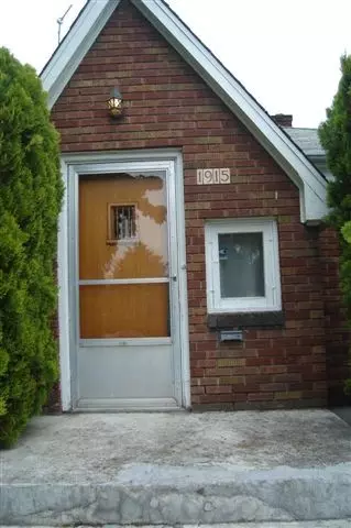 1915 E Sinto St, Spokane, WA 99202 photo 2