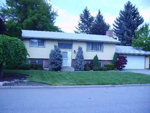 13217 E 9th Ave, Spokane Valley, WA 99216 photo 1