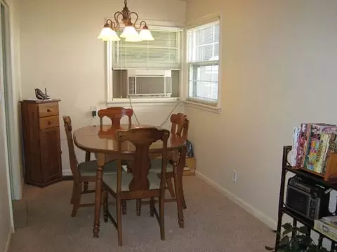 1027 E Walton Ave, Spokane, WA 99207 photo 3