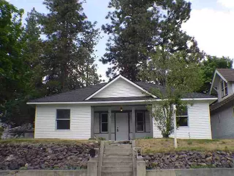 713 E 9th Ave, Spokane, WA 99202 photo 1