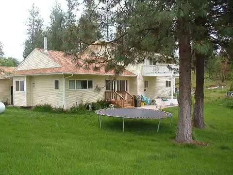 8404 E Valley Rd, Elk, WA 99009 photo 1