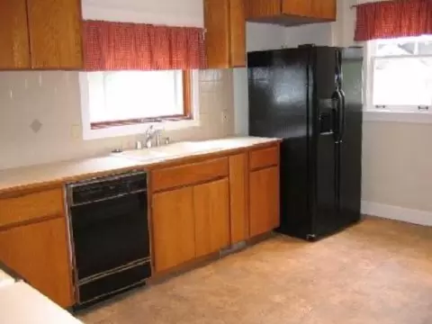 3835 E 11th Ave, Spokane, WA 99202 photo 5