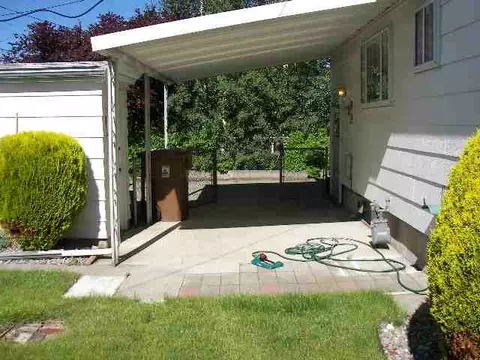 624 E Longfellow, Spokane, WA 99207 photo 3