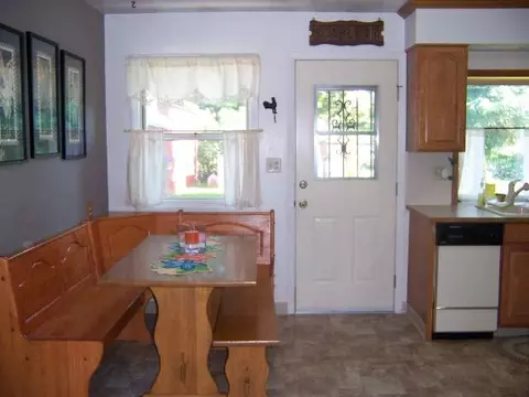 11212 E 9th Ave, Spokane Valley, WA 99206 photo 4