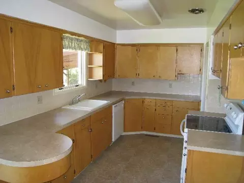 11603 E Maxwell, Spokane, WA 99206 photo 4
