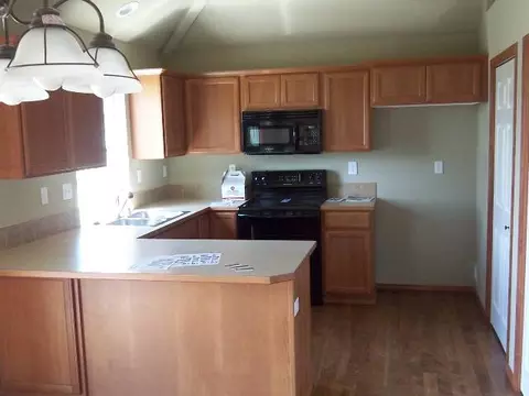 904 E Cooper Ln, Colbert, WA 99005 photo 2
