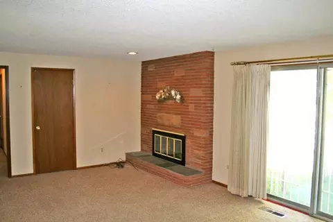 210 E Astor Dr, Spokane, WA 99208 photo 6