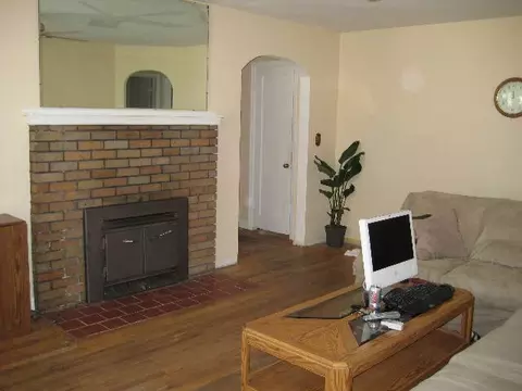 38 E Hoffman Ave, Spokane, WA 99207 photo 2