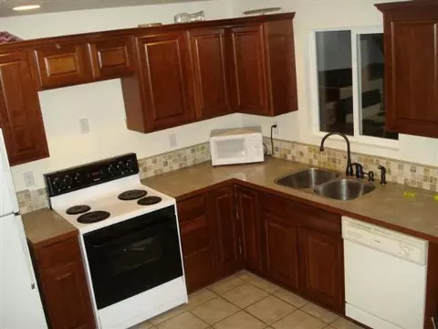 625 E Holyoke Ave, Spokane, WA 99208 photo 4