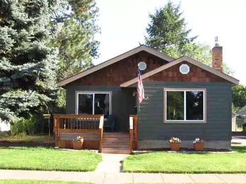 810 E 34th, Spokane, WA 99203 photo 1